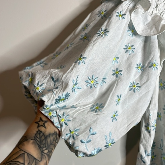 Forever That Girl Anthro | Ruffle-Sleeve Smocked Linen Blouse Size Medium NWT - Picture 4 of 7